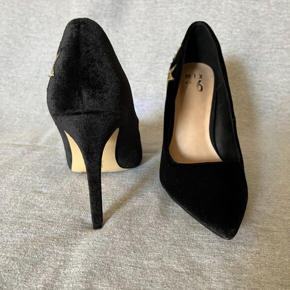 Mix No. 6 Black Velvet Heels w/ Gold Stars.  Never Worn.  Size 7.5 US | 38 EU - Picture 10 of 12